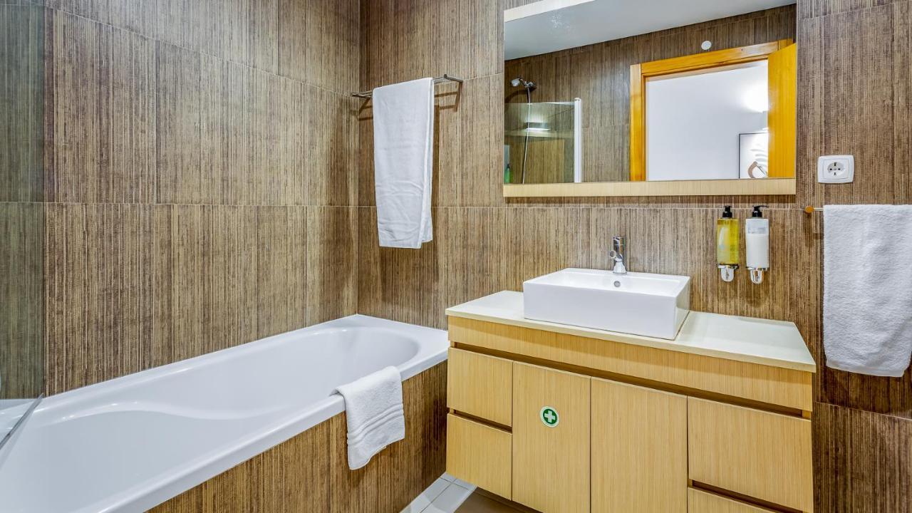 Vale Da Ribeira 2Bdr House W/ Pool By Lovelystay ปอร์ติเมา ภายนอก รูปภาพ